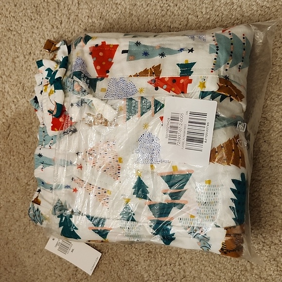 NWT OLD NAVY womens mid-rise flannel pants. O Christmas Tree print. Size XXL. - Picture 6 of 9